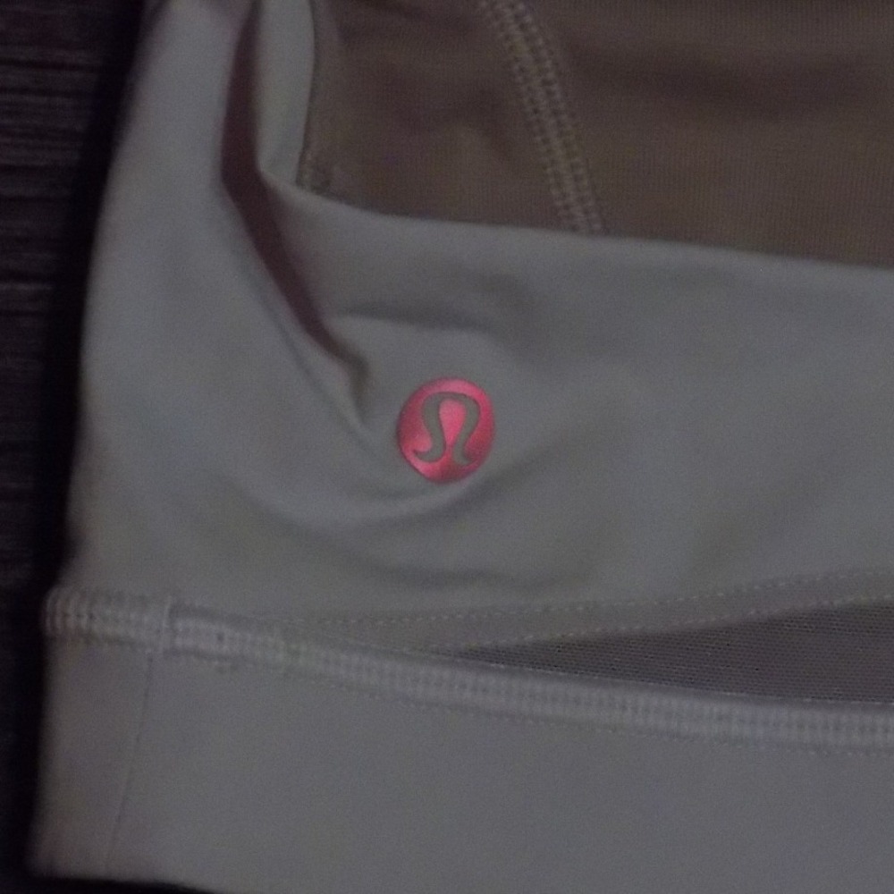 Lululemon Invigorate High Support Sports Bra Womens 8 White Excellent Racerback - Picture 4 of 6